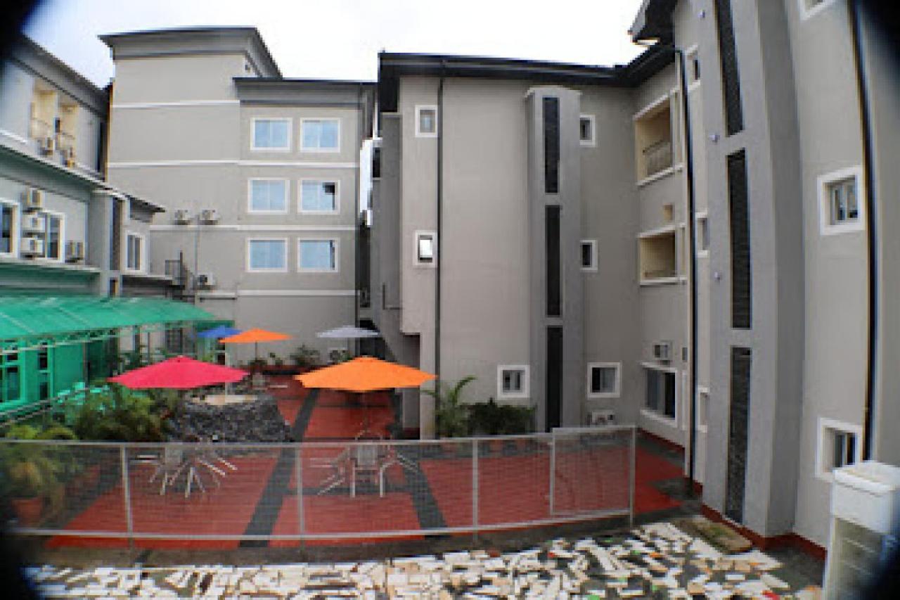 Room In Lodge - All Seasons Hotel-Owerri Extérieur photo