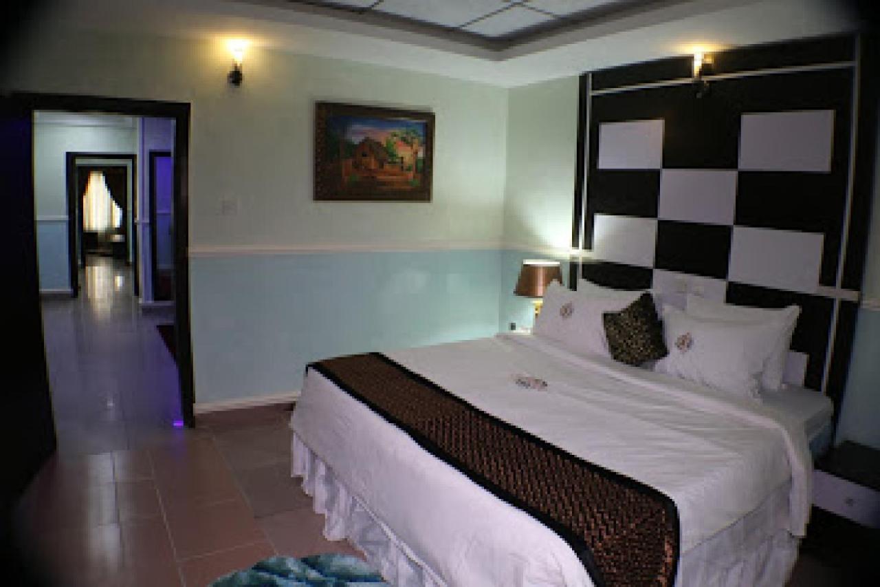 Room In Lodge - All Seasons Hotel-Owerri Extérieur photo